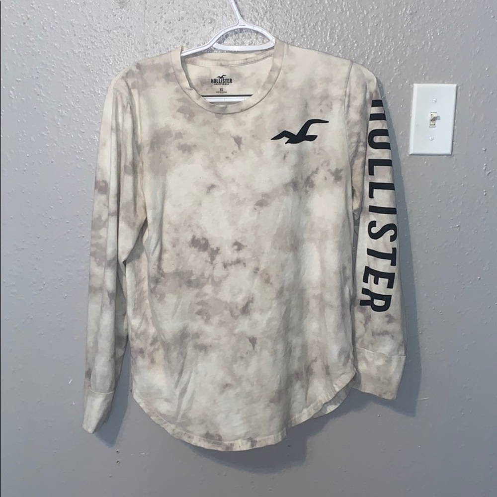 Worn hollister tie-dye long sleeve shirt